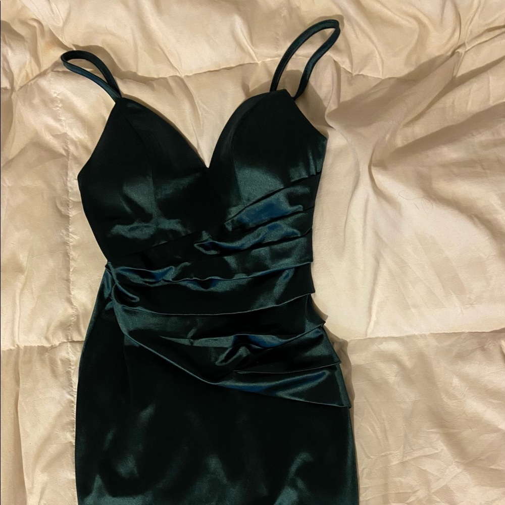 Green Windsor dress